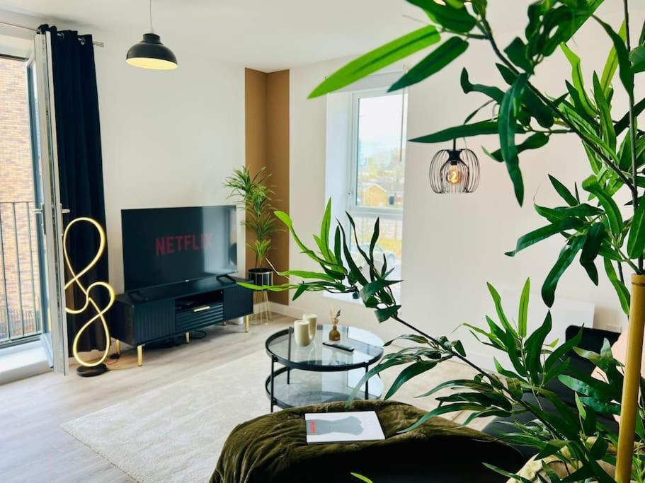Hessian Lounge -Wyndale- Central 2Br W/Parking Birmingham Eksteriør billede